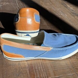 Men’s Tommy Bahama slip on shoes